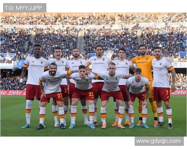 汉堡队与费耶诺德的激烈对决展现足球魅力与战术智慧的巅峰较量 汉堡队与费耶诺德的激烈对决展现足球魅力与战术智慧的巅峰较量